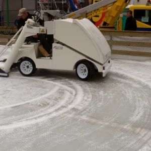 lodowisko na targach budma2